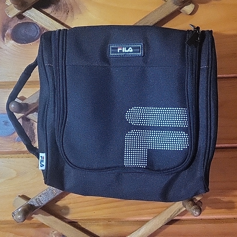 Fila Hanging Travel Toiletry Bag
